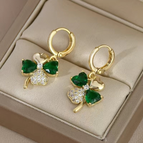 Jewelry - Shamrock Earrings Sterling 925 post NIP Gold Green Rhinestone
